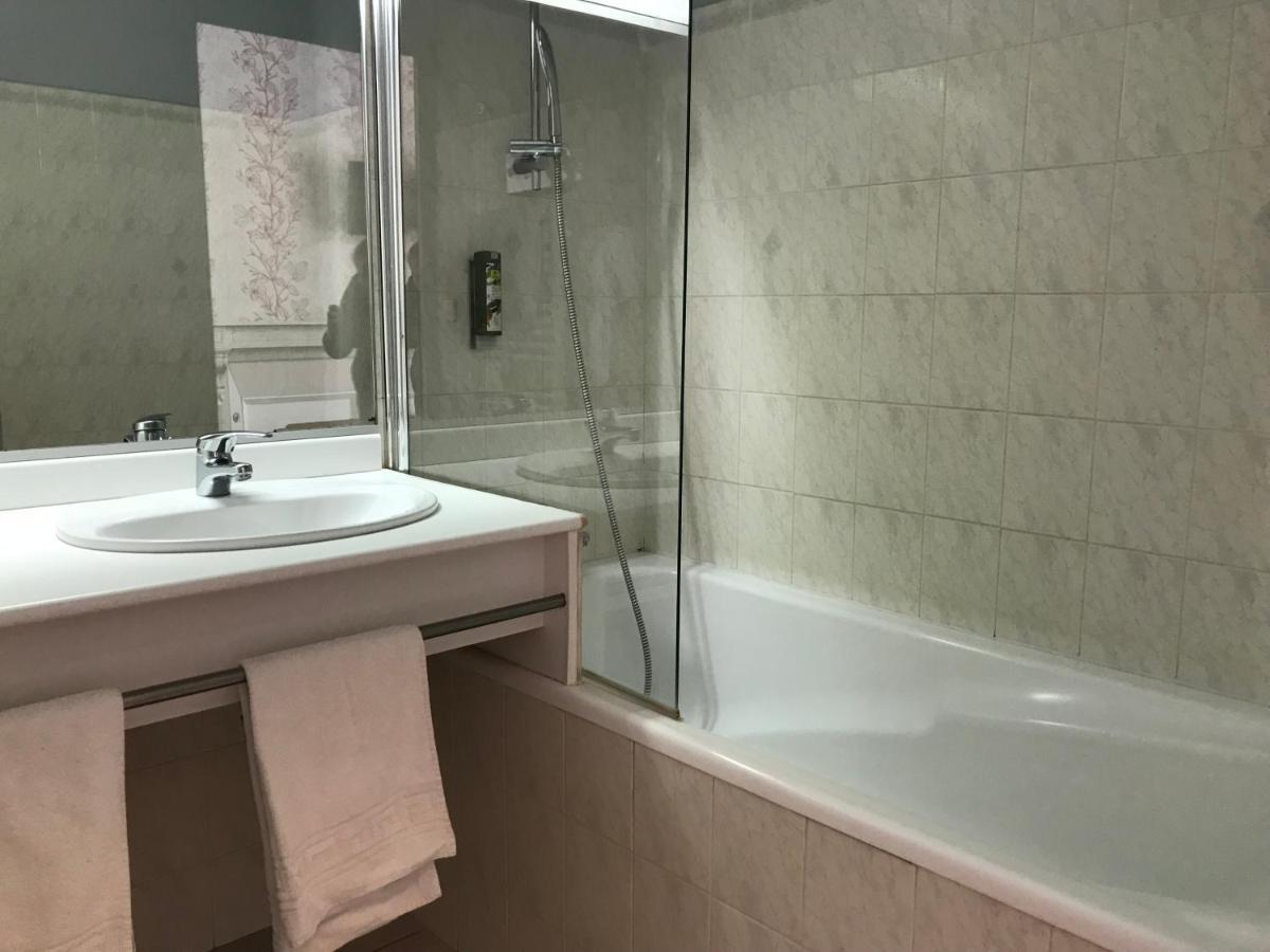 Logis La Villa Des Houx Aumale Dış mekan fotoğraf